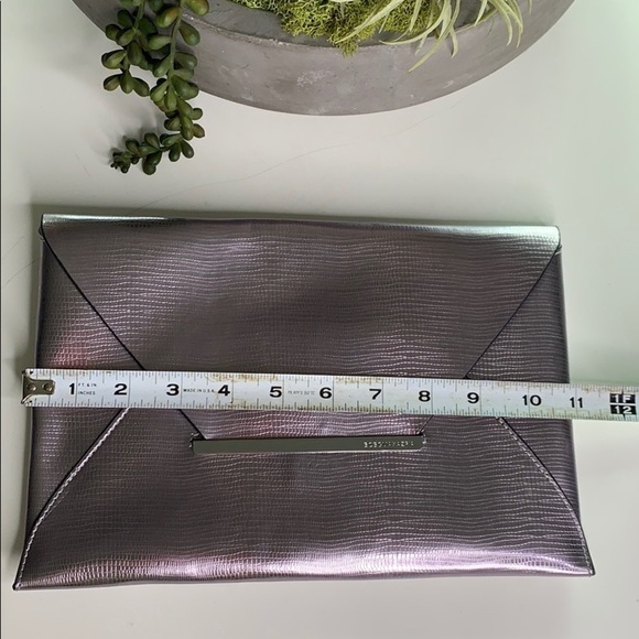 BCBGMaxazria Metallic Amethyst envelope clutch bag purple - Picture 3 of 12